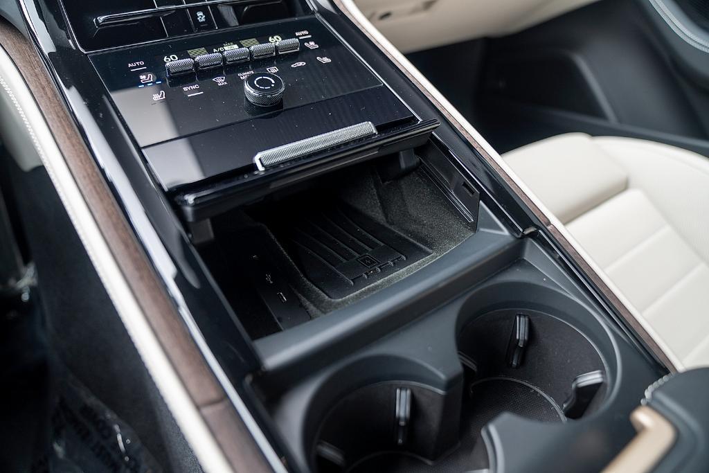 used 2024 Porsche Panamera car, priced at $111,900