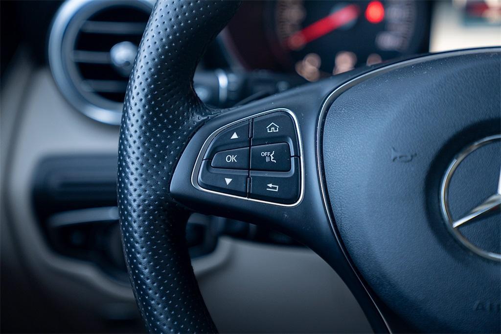 used 2019 Mercedes-Benz GLC 300 car, priced at $19,899