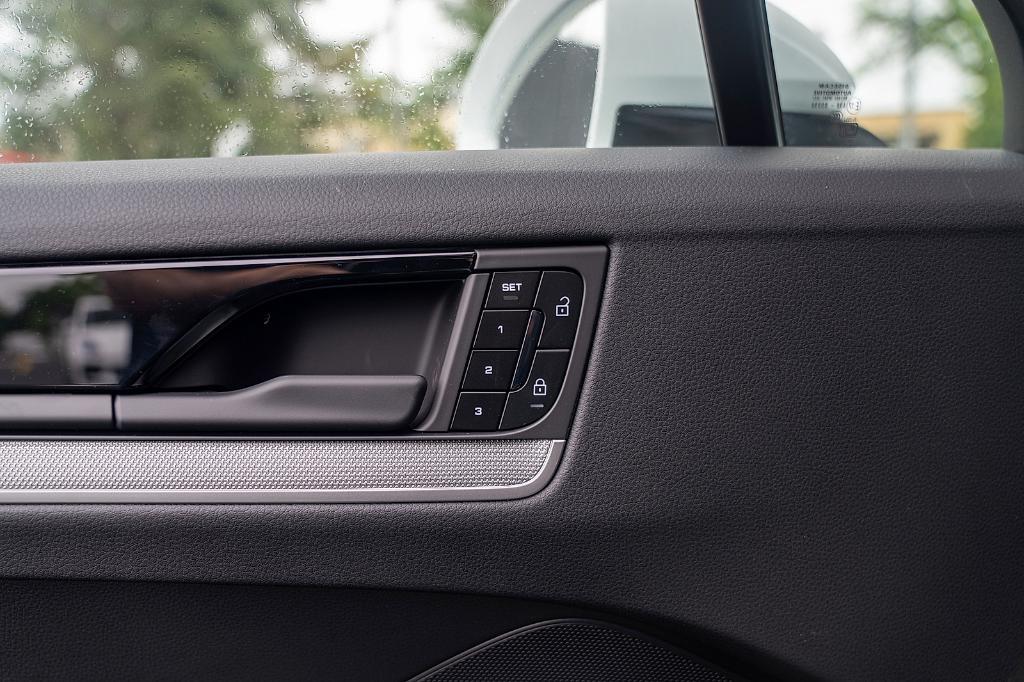 used 2025 Porsche Cayenne car, priced at $111,785