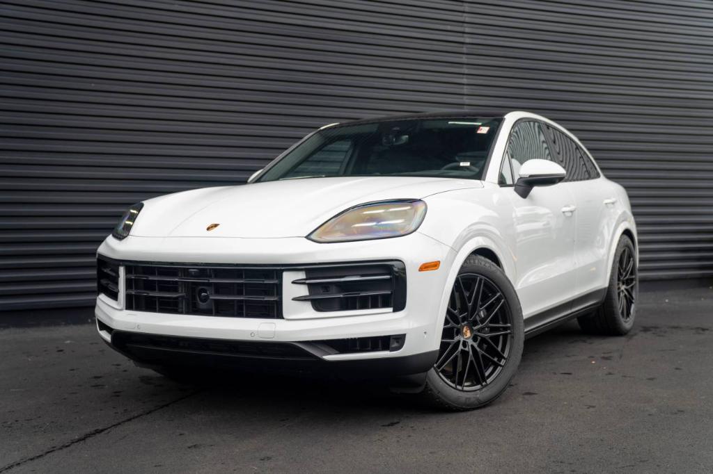 new 2025 Porsche Cayenne car, priced at $111,785
