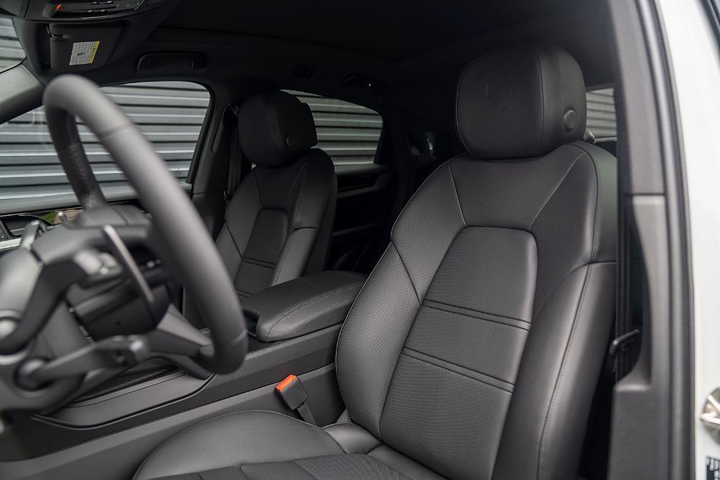 used 2025 Porsche Cayenne car, priced at $111,785