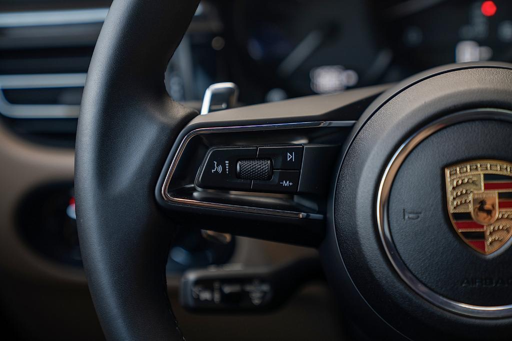 used 2025 Porsche Macan car, priced at $62,900