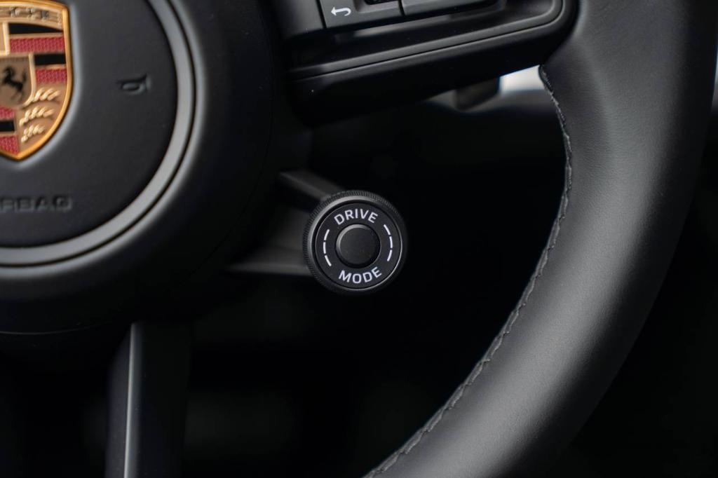 new 2025 Porsche Cayenne car, priced at $111,245