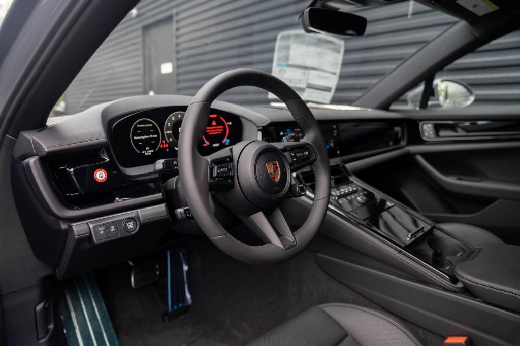new 2025 Porsche Panamera car, priced at $131,585