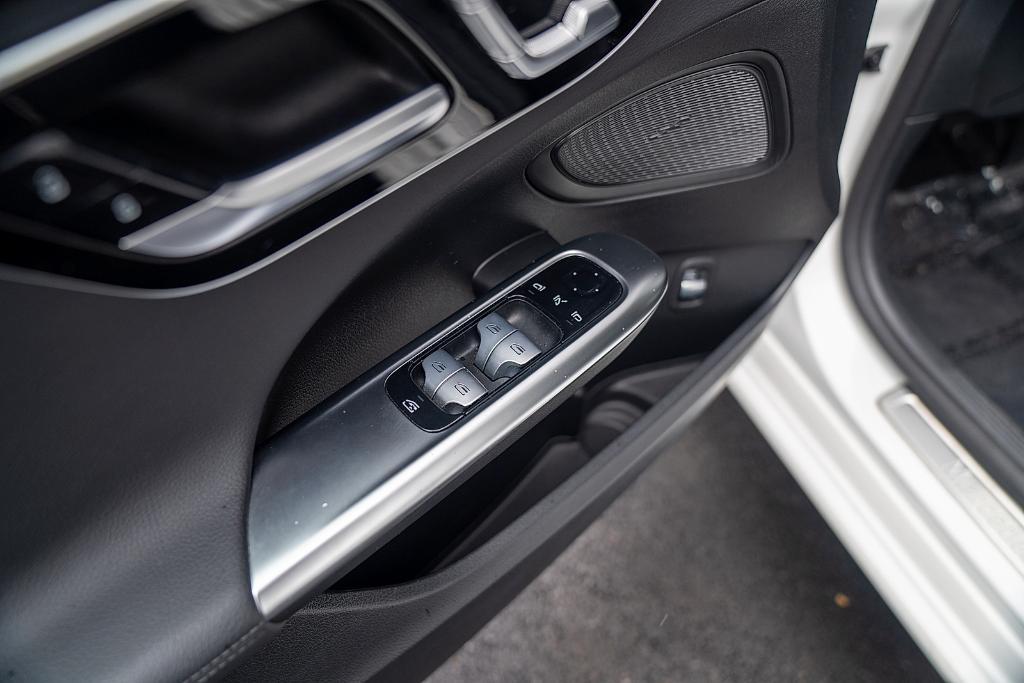 used 2022 Mercedes-Benz C-Class car, priced at $35,900