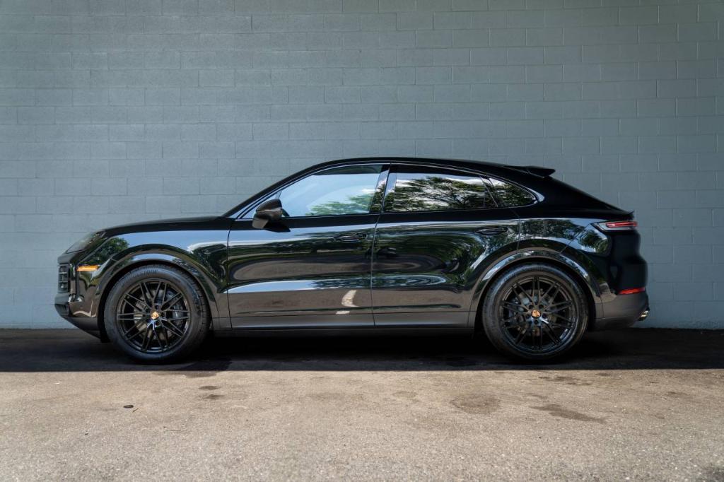 new 2025 Porsche Cayenne car, priced at $108,925