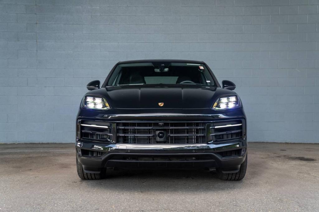 new 2025 Porsche Cayenne car, priced at $108,925