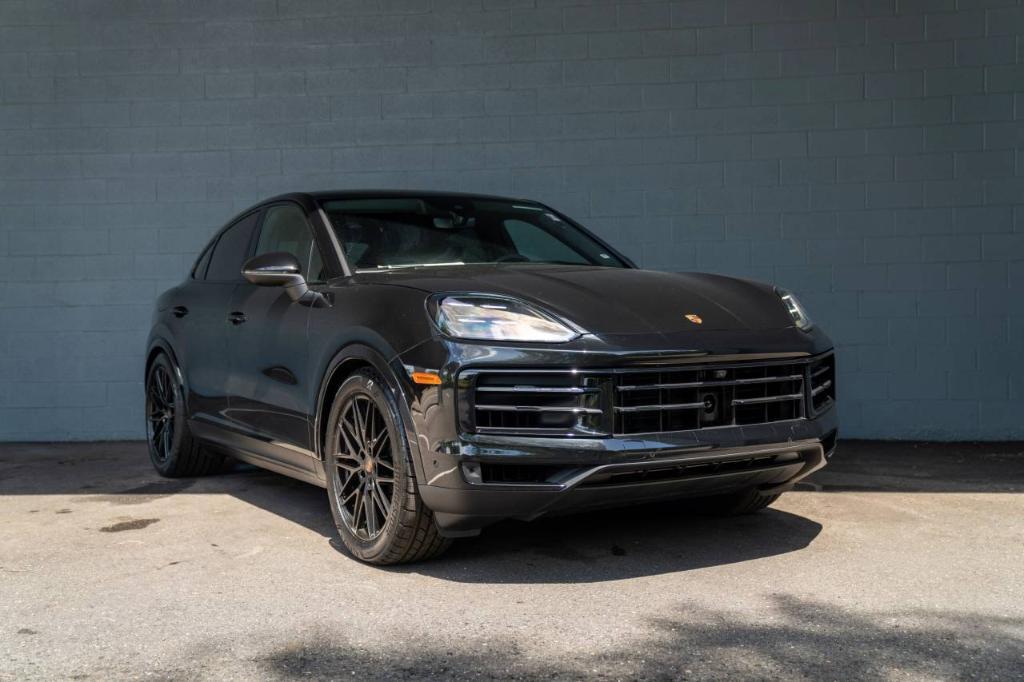new 2025 Porsche Cayenne car, priced at $108,925