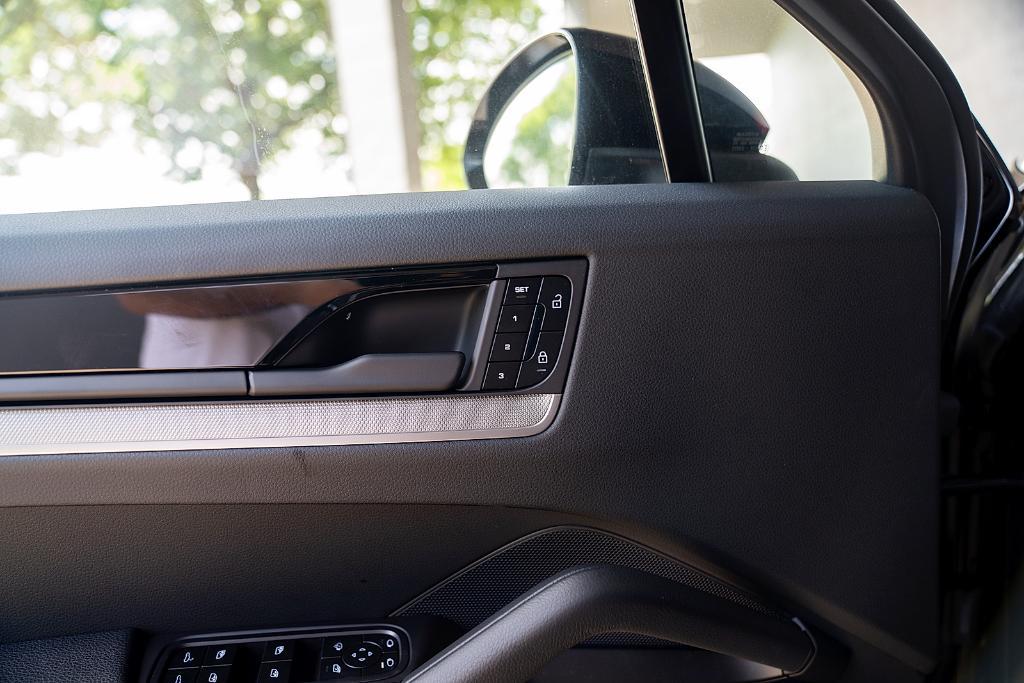 used 2025 Porsche Cayenne car, priced at $108,925