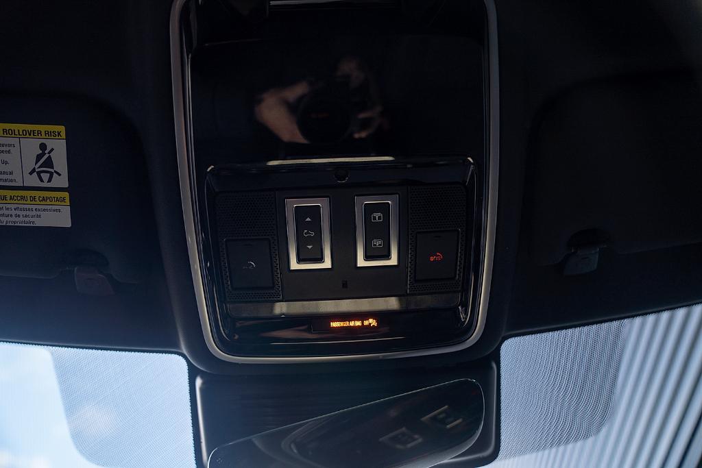 used 2025 Land Rover Range Rover Velar car, priced at $62,495