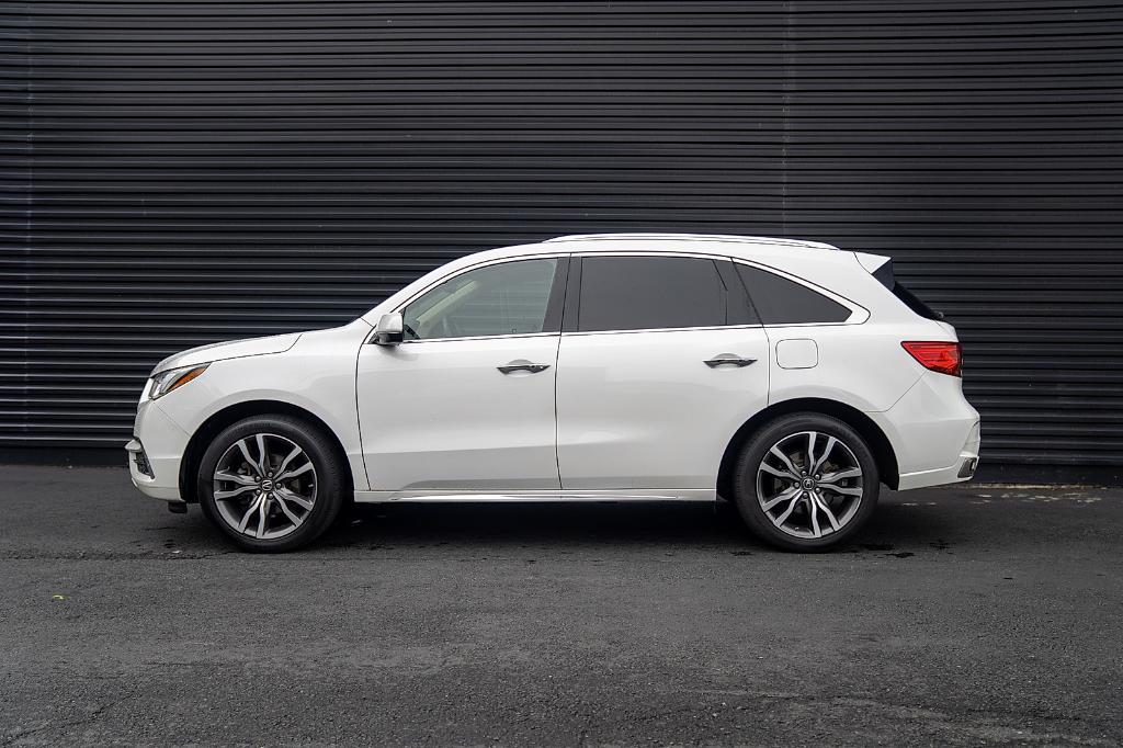 used 2020 Acura MDX car, priced at $31,900