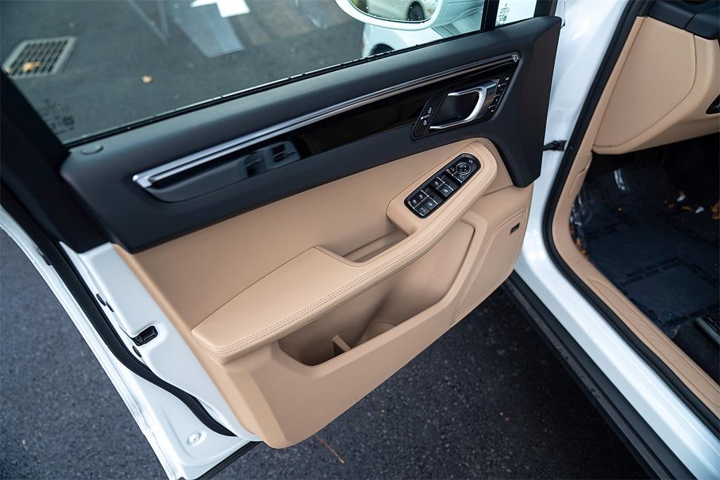 used 2025 Porsche Macan car, priced at $59,900