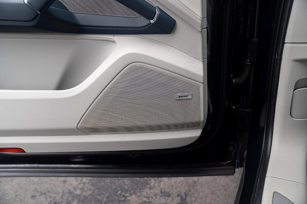 used 2022 Porsche Cayenne car, priced at $69,900