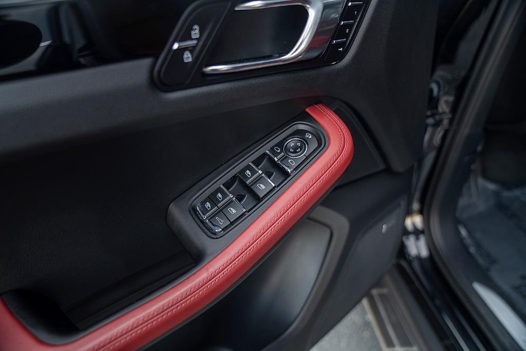 used 2022 Porsche Macan car, priced at $62,900