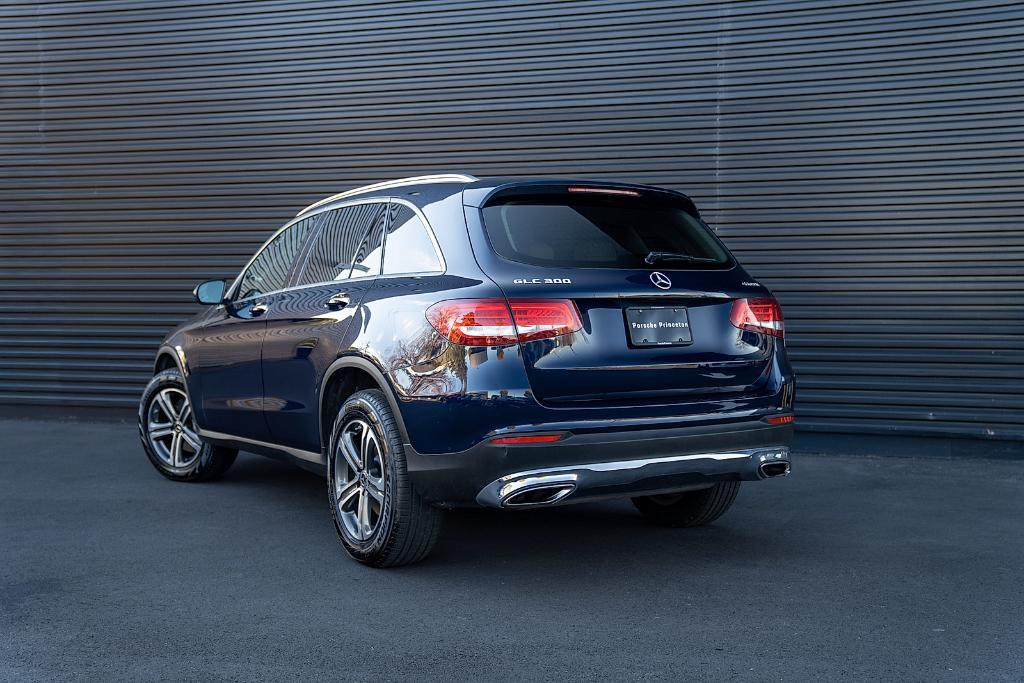 used 2019 Mercedes-Benz GLC 300 car, priced at $21,900