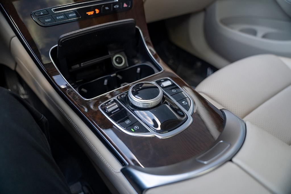 used 2019 Mercedes-Benz GLC 300 car, priced at $21,900