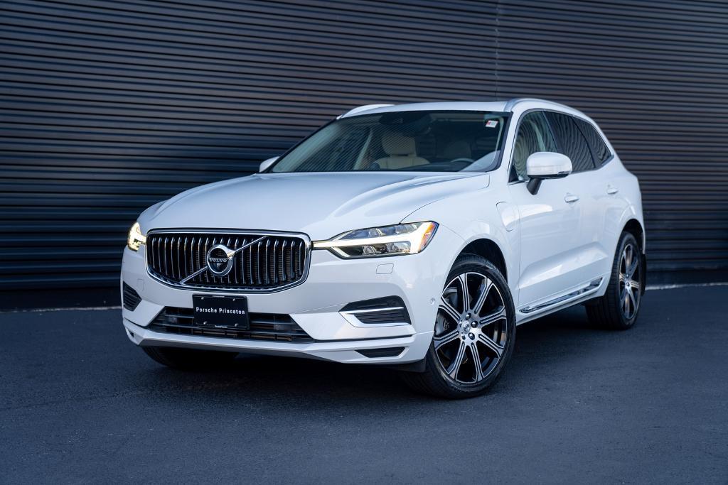 used 2018 Volvo XC60 Recharge Plug-In Hybrid car, priced at $25,900