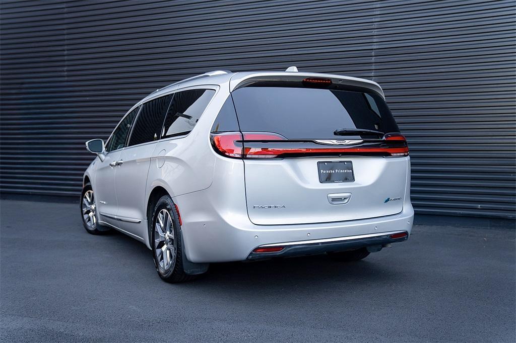 used 2022 Chrysler Pacifica Hybrid car, priced at $32,900