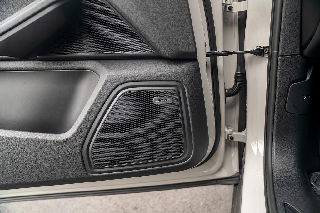 used 2025 Porsche Macan car, priced at $69,900