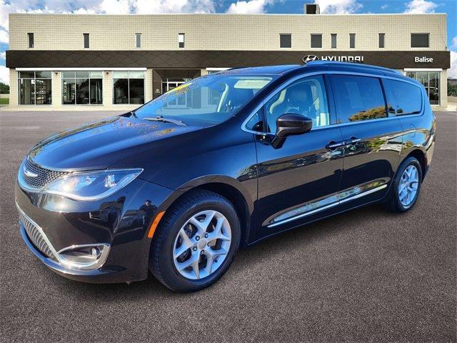 used 2020 Chrysler Pacifica car, priced at $16,777