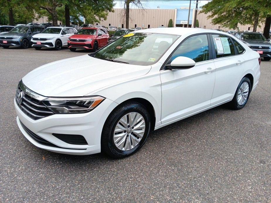 used 2019 Volkswagen Jetta car, priced at $19,275