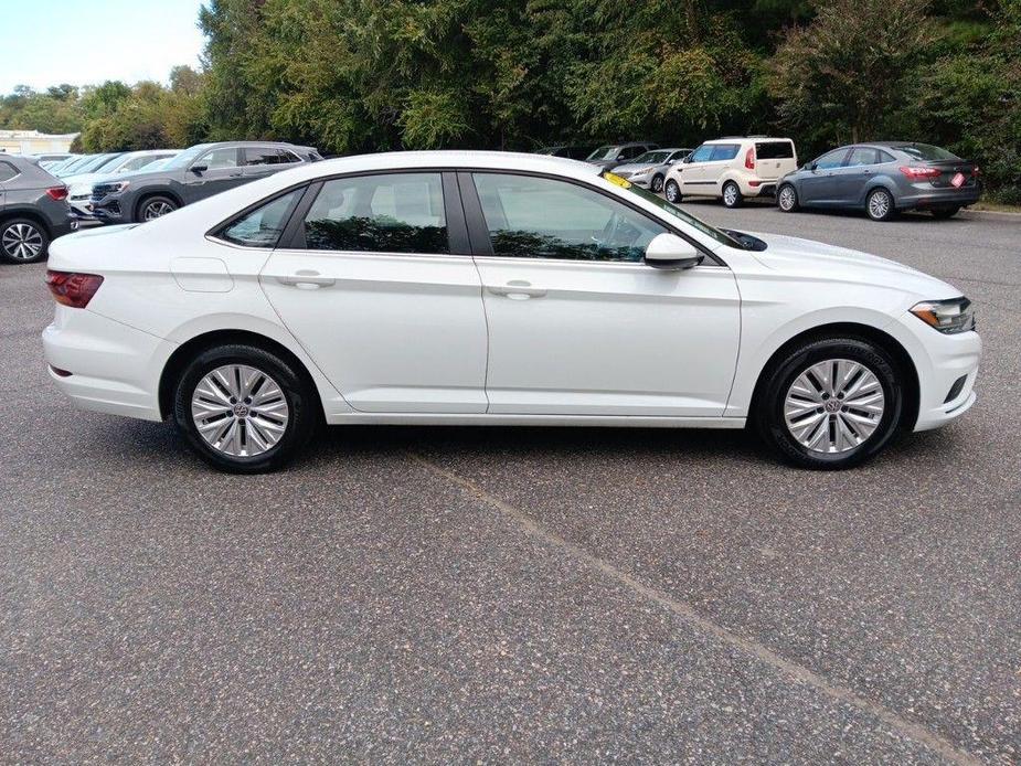 used 2019 Volkswagen Jetta car, priced at $19,275