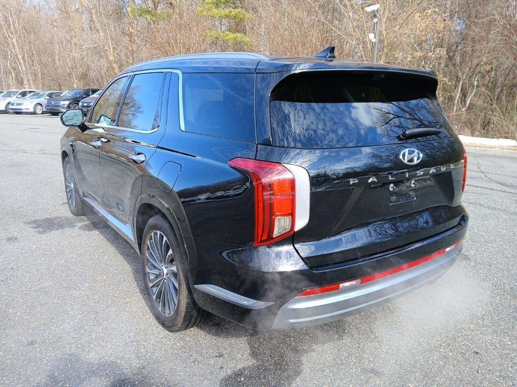 used 2024 Hyundai Palisade car, priced at $42,000