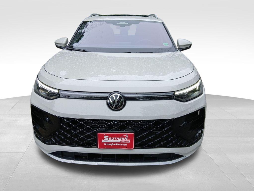 new 2025 Volkswagen Tiguan car, priced at $40,462