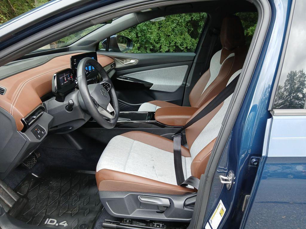 used 2023 Volkswagen ID.4 car, priced at $24,499