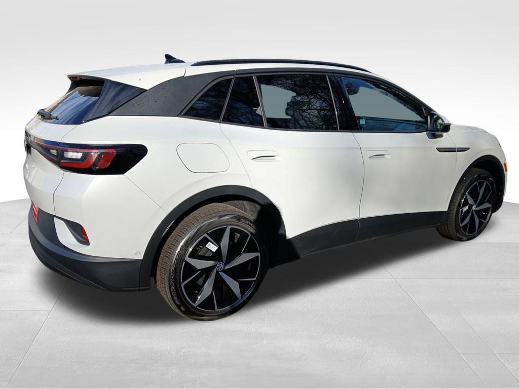 new 2025 Volkswagen ID.4 car, priced at $51,716