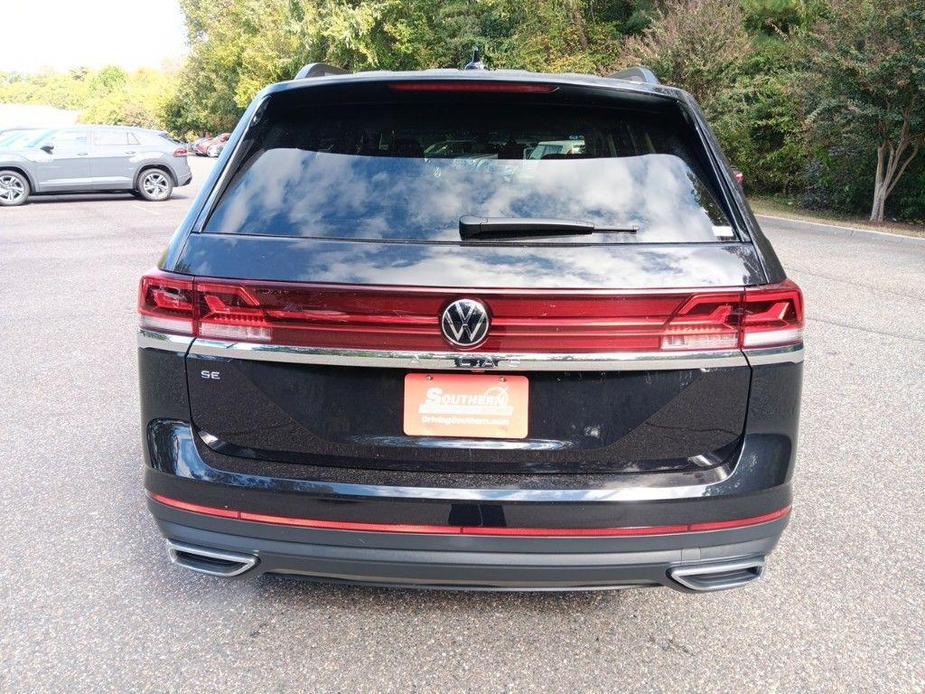 new 2025 Volkswagen Atlas car, priced at $38,000