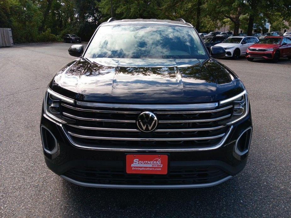 new 2025 Volkswagen Atlas car, priced at $38,000