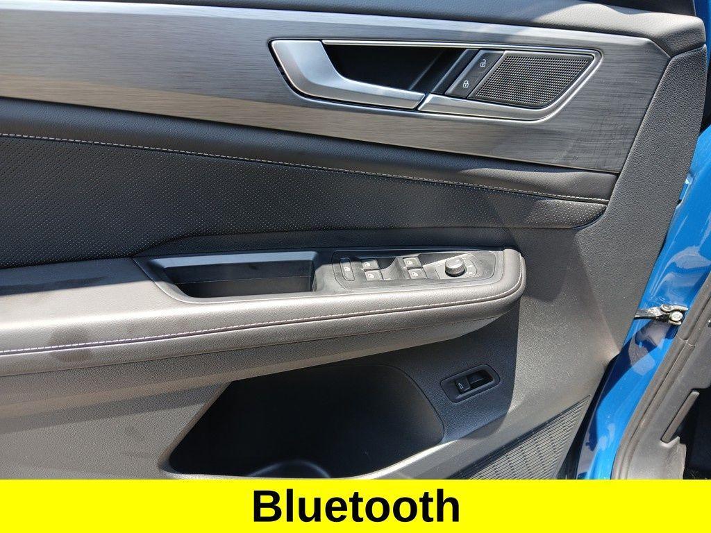used 2025 Volkswagen Atlas Cross Sport car, priced at $43,915