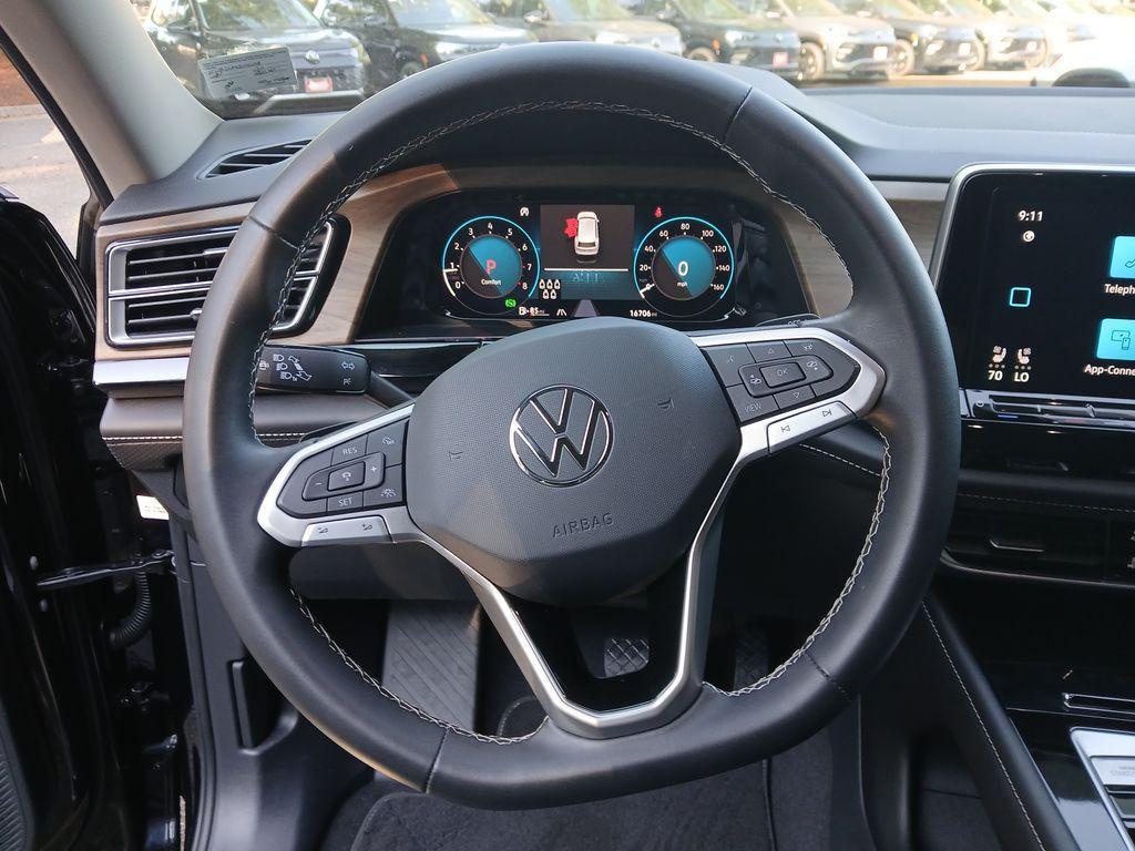 used 2024 Volkswagen Atlas car, priced at $36,000