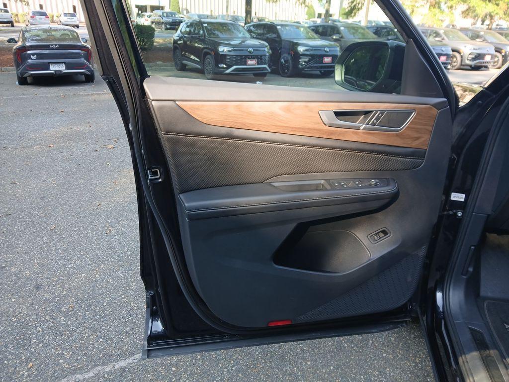 used 2024 Volkswagen Atlas car, priced at $36,000