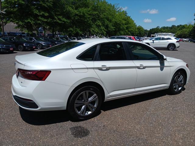 new 2024 Volkswagen Jetta car, priced at $24,344