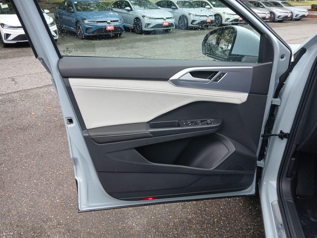 new 2025 Volkswagen Taos car, priced at $28,868
