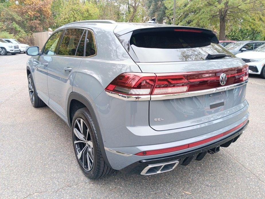 new 2025 Volkswagen Atlas Cross Sport car, priced at $53,911