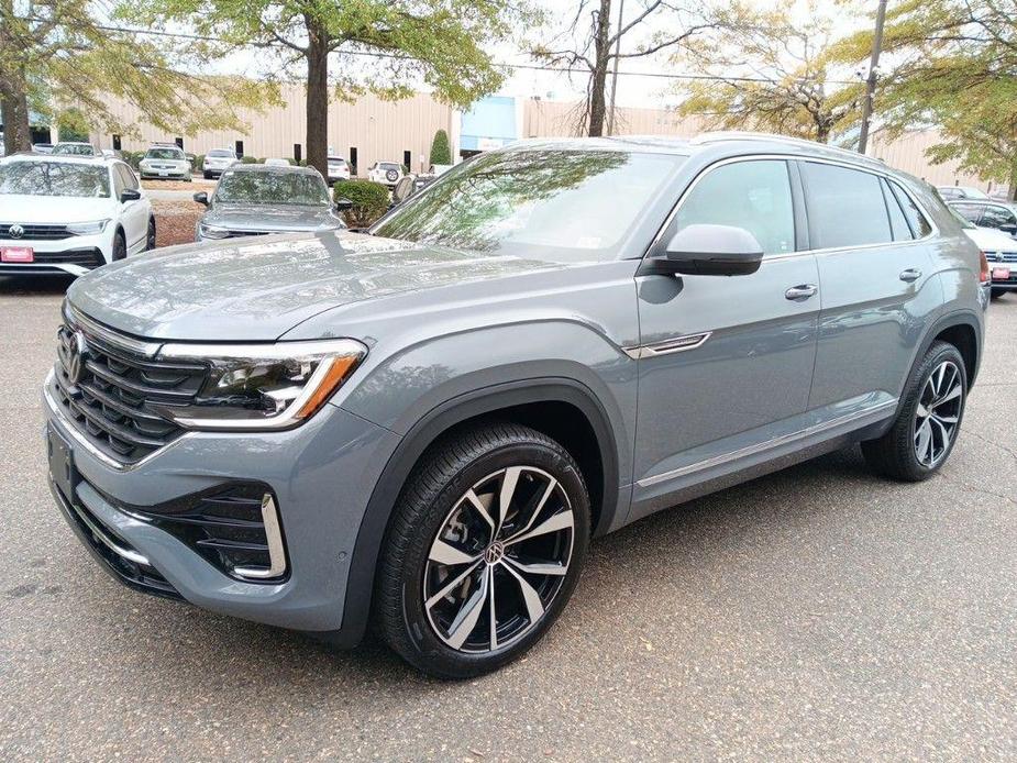 new 2025 Volkswagen Atlas Cross Sport car, priced at $53,911