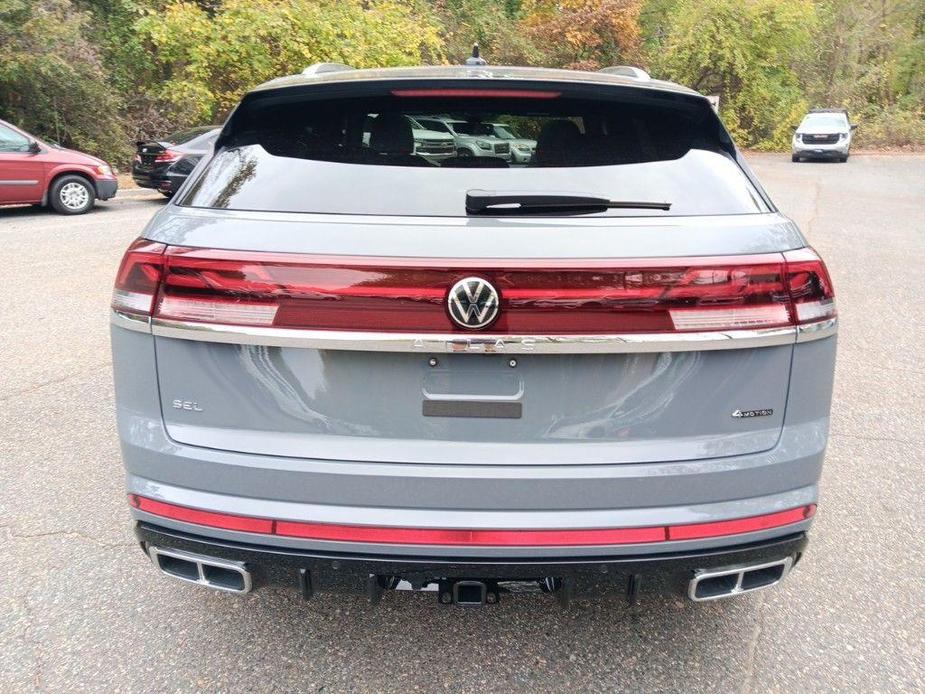 new 2025 Volkswagen Atlas Cross Sport car, priced at $53,911