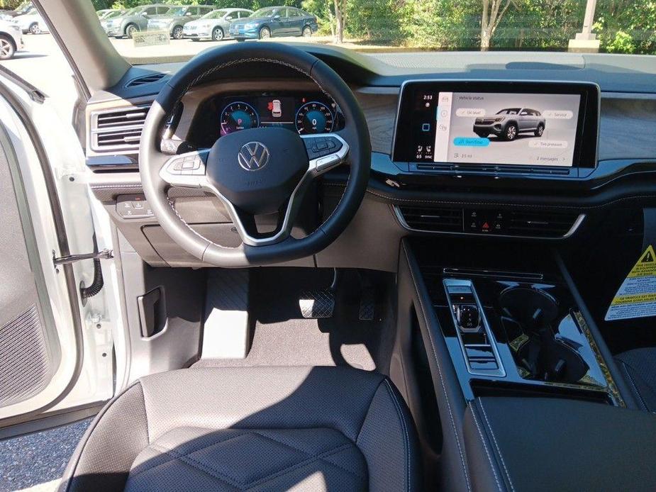 new 2024 Volkswagen Atlas car, priced at $41,093