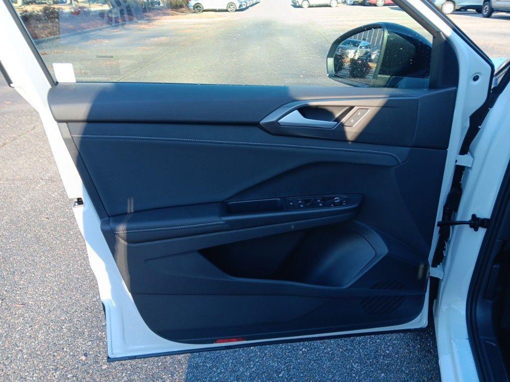 new 2025 Volkswagen Taos car, priced at $31,291