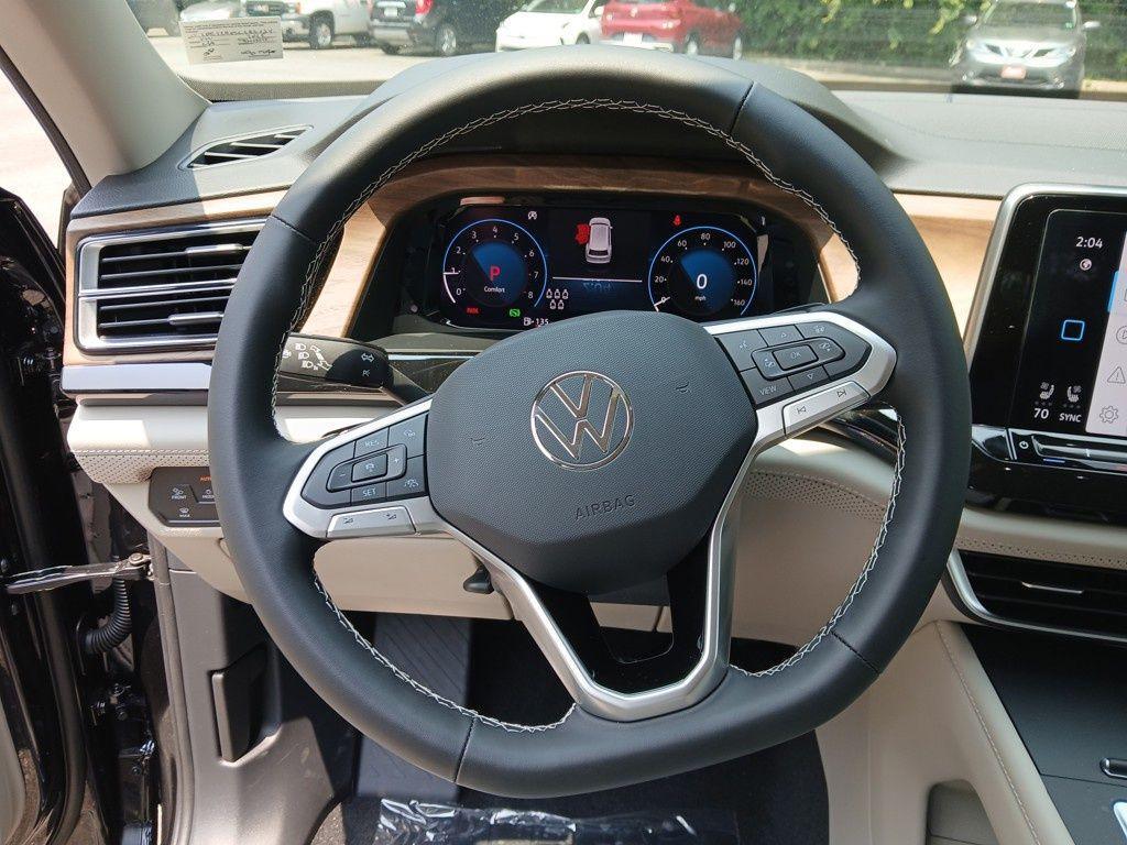 new 2025 Volkswagen Atlas car, priced at $36,813