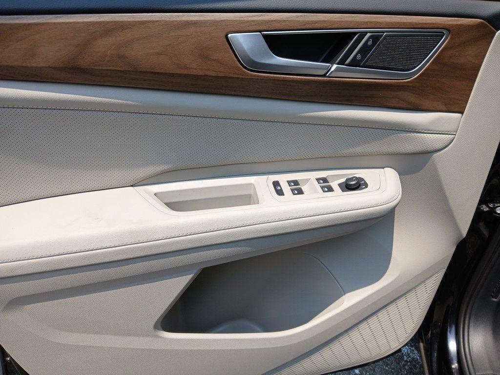 new 2025 Volkswagen Atlas car, priced at $36,813