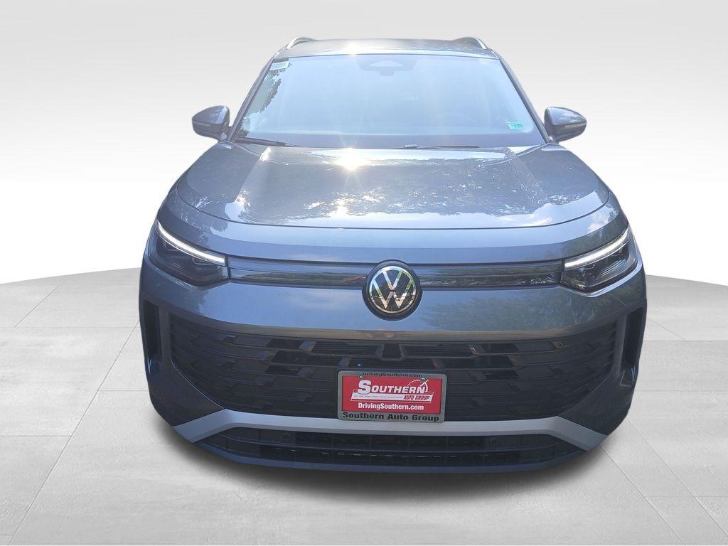 new 2025 Volkswagen Tiguan car, priced at $33,316