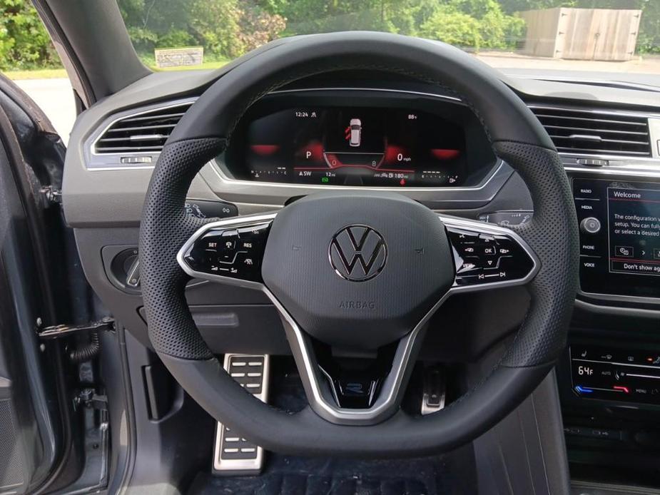 new 2024 Volkswagen Tiguan car, priced at $35,100