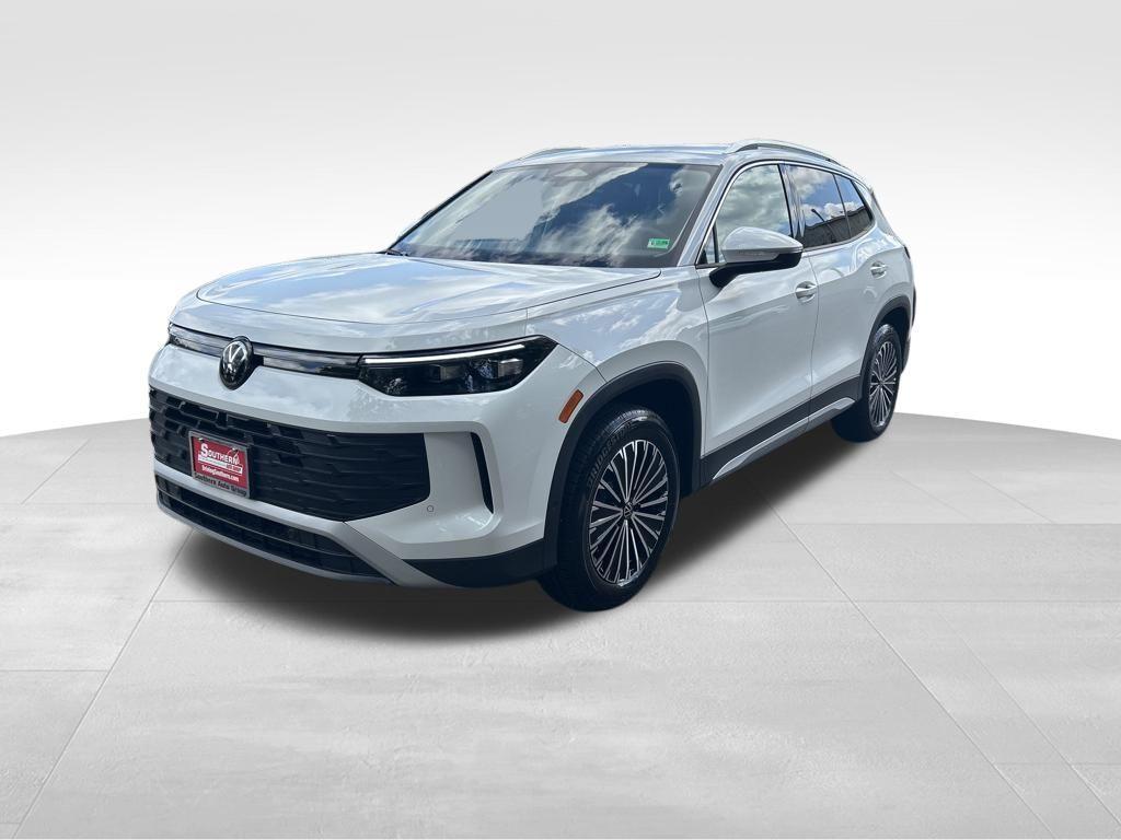 new 2025 Volkswagen Tiguan car, priced at $30,023