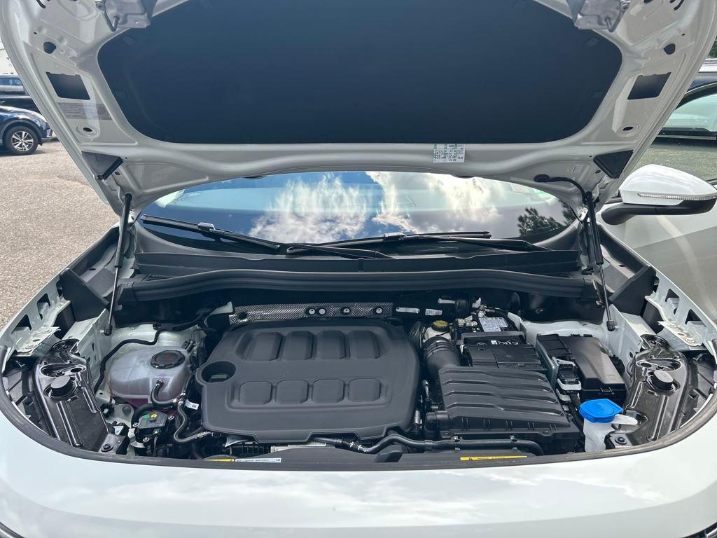 new 2025 Volkswagen Tiguan car, priced at $30,023