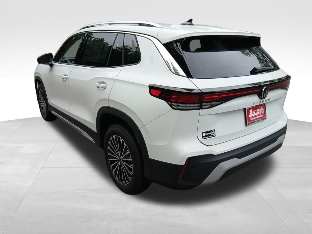 new 2025 Volkswagen Tiguan car, priced at $31,811