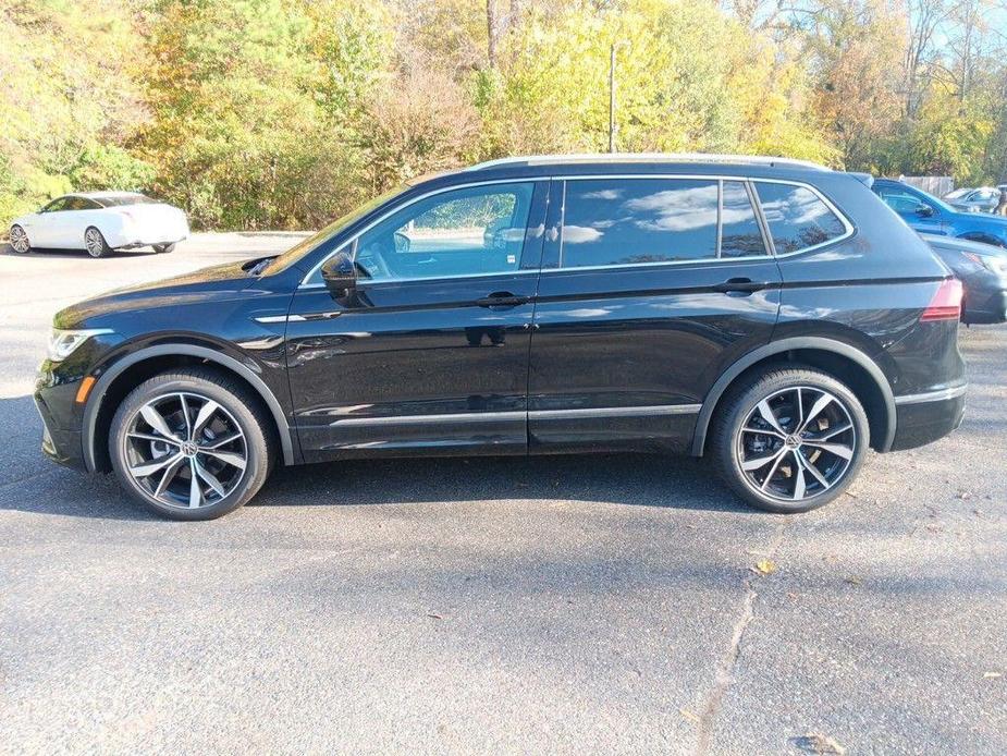 new 2024 Volkswagen Tiguan car, priced at $38,141